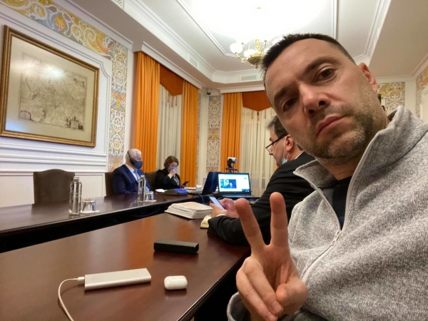 Арестович заявил о готовности стать президентом